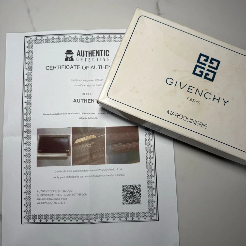 VTG Authentic Givenchy Long Leather Kiss-Snap WALLET, With COA